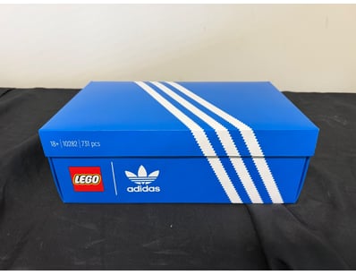 **UNRESERVED** LIFETIME COLLECTION OF LEGO PART... - Lot 790