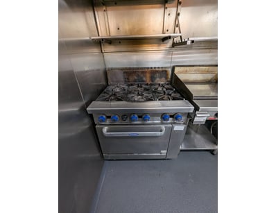 UNRESERVED Cabaret Club + Restaurant Liquidation ... - Lot 6