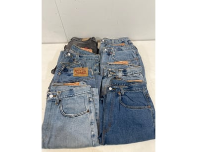 Entire Vintage Clothing Store Liquidation (ON11821) - Lot 53