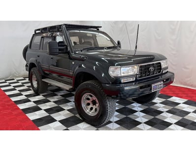 Passenger, Luxury & Commercial Vehicles Auction - Lot 1900