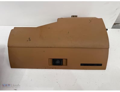 Vintage Commodore computer glove box storage unit ...
