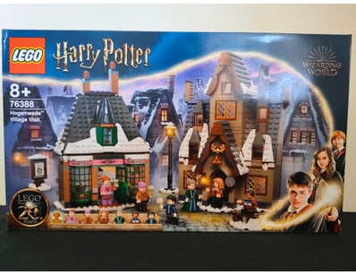 **UNRESERVED** LIFETIME COLLECTION OF LEGO PAR... - Lot 1012