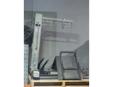 Commercial Builder Warehouse Liquidation (ON12105) - Lot 7