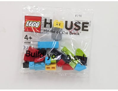 LEGO Classic polybag set 40296 featuring assorted ...