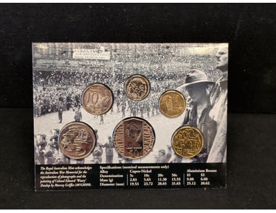 1995 UNCIRCULATED COIN SET COMMEMORATING THE FIFTI...