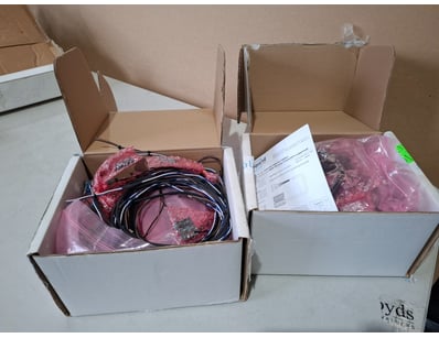 Mostly UNRESERVED Trimble Equipment & Accessori... - Lot 128