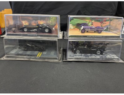 SET OF EAGLEMOSS BATMAN CARS

1X The Dark Knight...