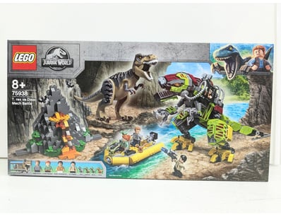 LEGO Jurassic World set 75938 "T. rex vs Dino Mech...