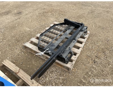 UNRESERVED MELBOURNE Factory Direct Portables, M... - Lot 13