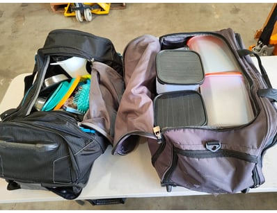 Assorted lot of home and outdoor items, including ...