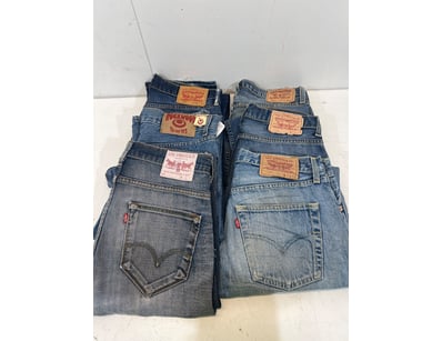 Entire Vintage Clothing Store Liquidation (ON11821) - Lot 50