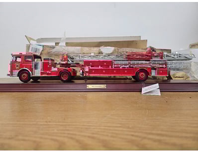 Mancave & Memorabilia (A1007) - Lot 489