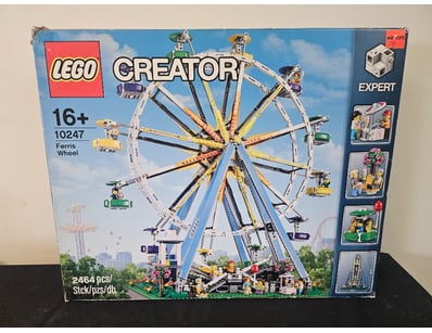 **UNRESERVED** LIFETIME COLLECTION OF LEGO PART... - Lot 738