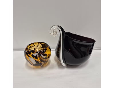 The Curio Collection (A980) - Lot 1060