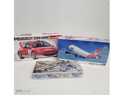 VINTAGE SCALE MODEL KIT COLLECTION - PEUGEOT 206 W...