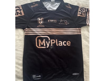 Mancave & Memorabilia (A981) - Lot 201