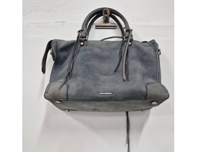 Designer Vault (A979) - Lot 5501