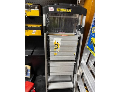 Distribution Business Equipment Liquidation (ON... - Lot 144