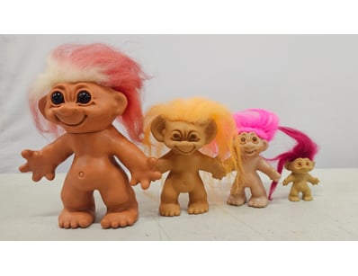 Antiques, Vintage & Interior Treasures (A1006) - Lot 1011