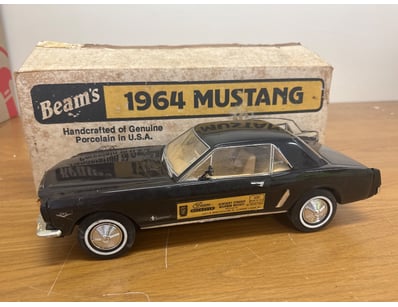 Mancave & Memorabilia (A1007) - Lot 432