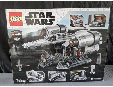 **UNRESERVED** LIFETIME COLLECTION OF LEGO PART... - Lot 282