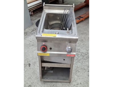 Commercial pasta cooker, Lotus, model no.CP-74G, I...