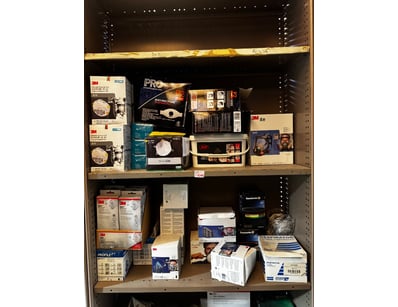 Distribution Business Equipment Liquidation (ON... - Lot 299