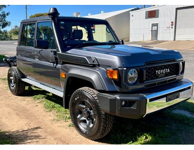 Passenger, Luxury & Commercial Vehicles Auction - Lot 70
