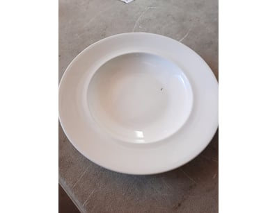 Bowls, white finish, diameter 30.5cm.

SOLD AS LOT...