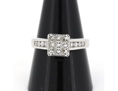 Affordable Jewellery Market (A1004) - Lot 565