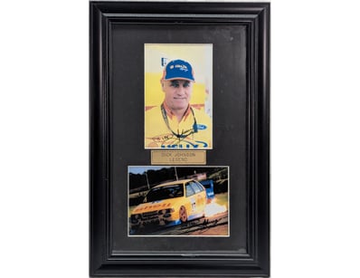 Mancave & Memorabilia (A995) - Lot 550