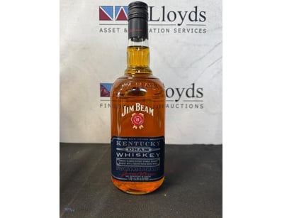 Jim Beam Kentucky Dram Whiskey, a expertly blended...