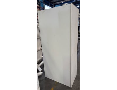 Outdoor bar cabinet white

197cm x 56cm x 90cm


