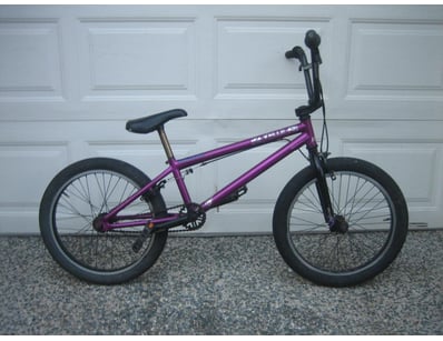 Sport, Leisure & Lifestyle (A990) - Lot 318