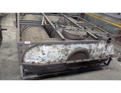 Mostly UNRESERVED POLY TANKs Manufacturer CLOSU... - Lot 283