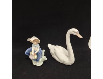 Curios & Collectables (A978) - Lot 731