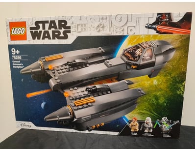 **UNRESERVED** LIFETIME COLLECTION OF LEGO PART... - Lot 277