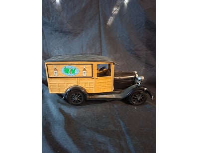 VINTAGE JIM BEAM INTERNATIONAL ASSOCIATION DELIVER...