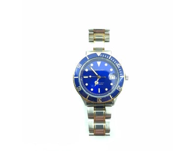 Designer Vault (A976) - Lot 550