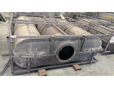 Mostly UNRESERVED POLY TANKs Manufacturer CLOSU... - Lot 280