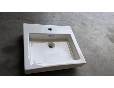 $3M Major Building Supplier - Bathroom & Kitchen... - Lot 51