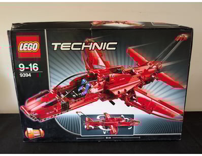 **UNRESERVED** LIFETIME COLLECTION OF LEGO PART... - Lot 707