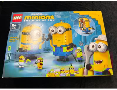 **UNRESERVED** LIFETIME COLLECTION OF LEGO PART... - Lot 588