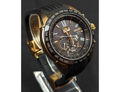 Affordable Watch Market (A998) - Lot 517