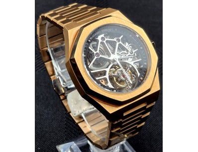 Affordable Watch Market (A998) - Lot 518