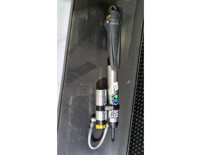 MOSTLY UNRESERVED 4x4 WORKSHOP BUSINESS CLOSURE ... - Lot 77