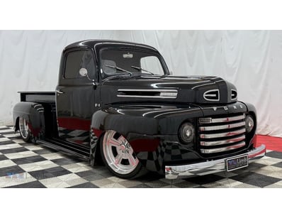 <b>1949 Ford F1 Single Cab Utility - Black - 1,160...