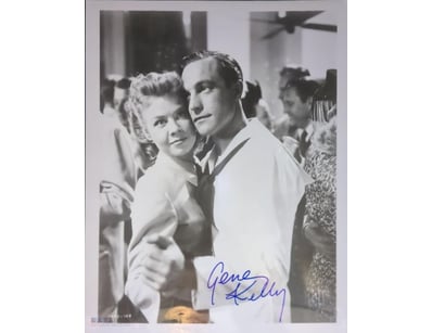 PHOTOGRAPH FEATURES THE LEGENDARY ACTOR, DANCER, A...