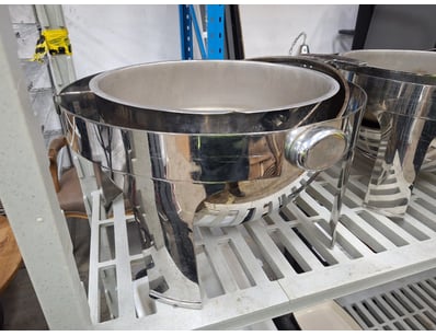 Chafing Dish, Stainless Steel Style 

BID PER EACH...