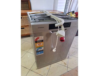 Whitegoods & Appliances (A1001) - Lot 2810